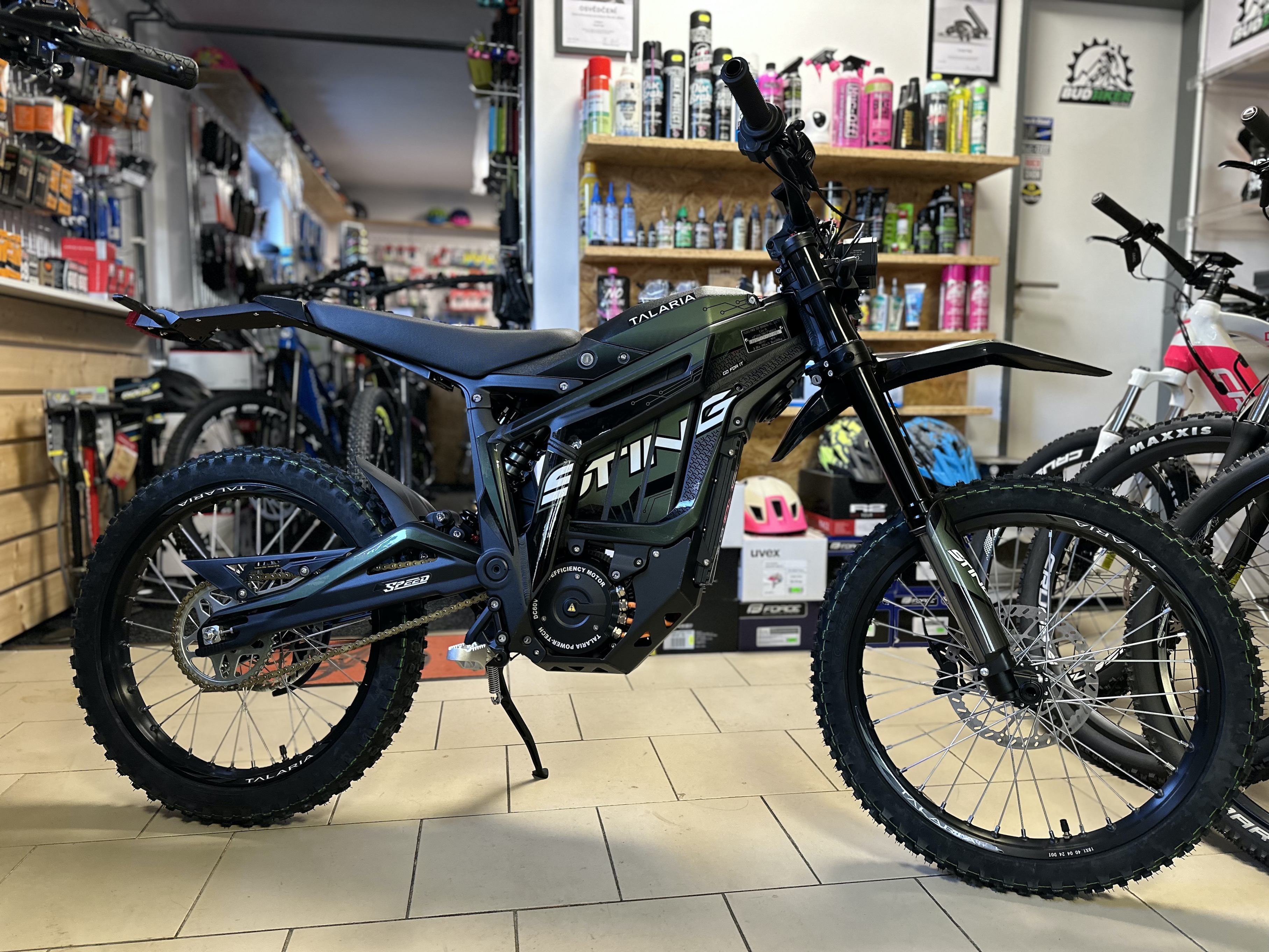 Elektro motorka TALARIA STING R L1e 45Ah 2024 GREEN